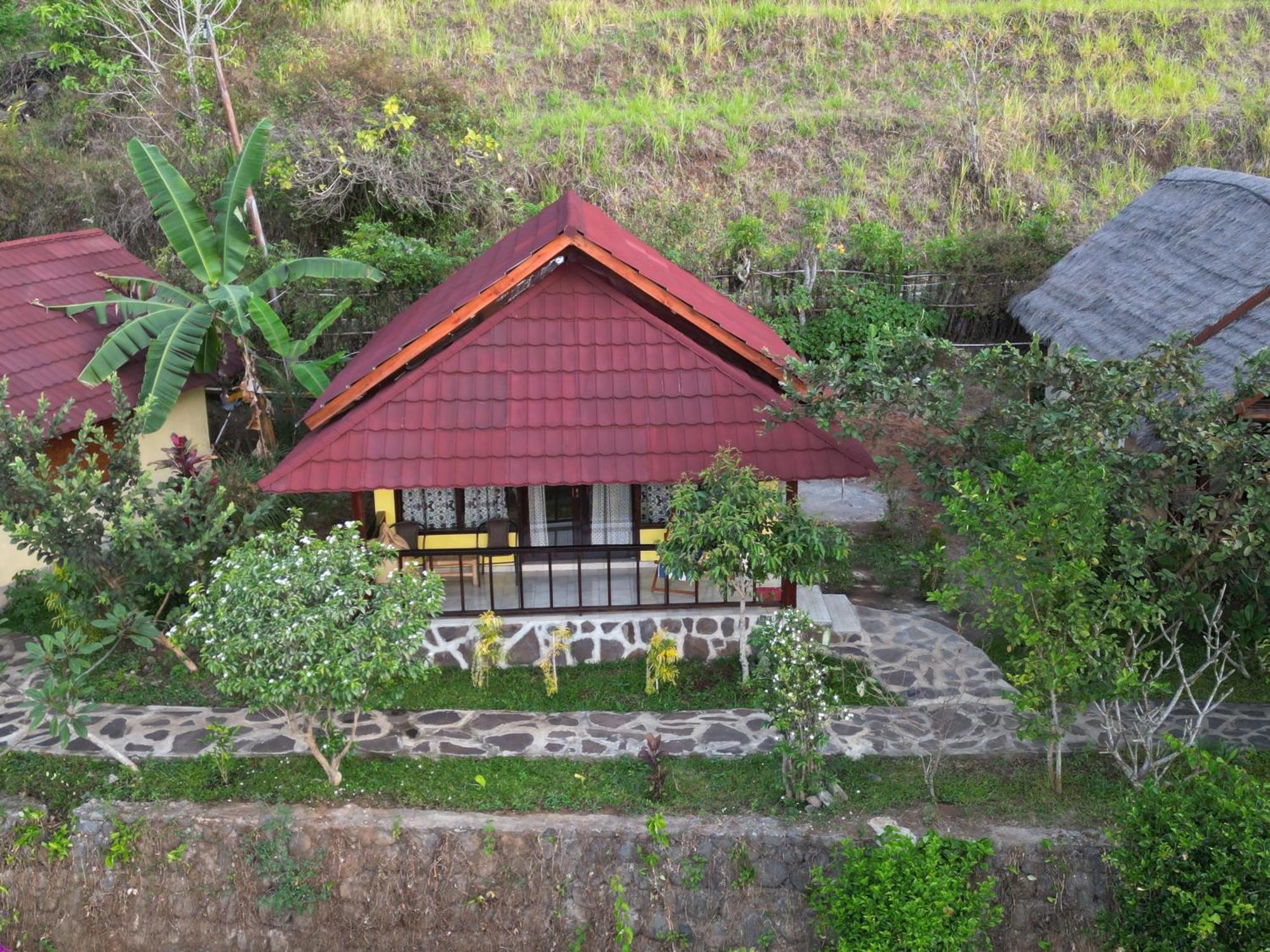 Отель Rinjani Mountain Garden Байан Экстерьер фото